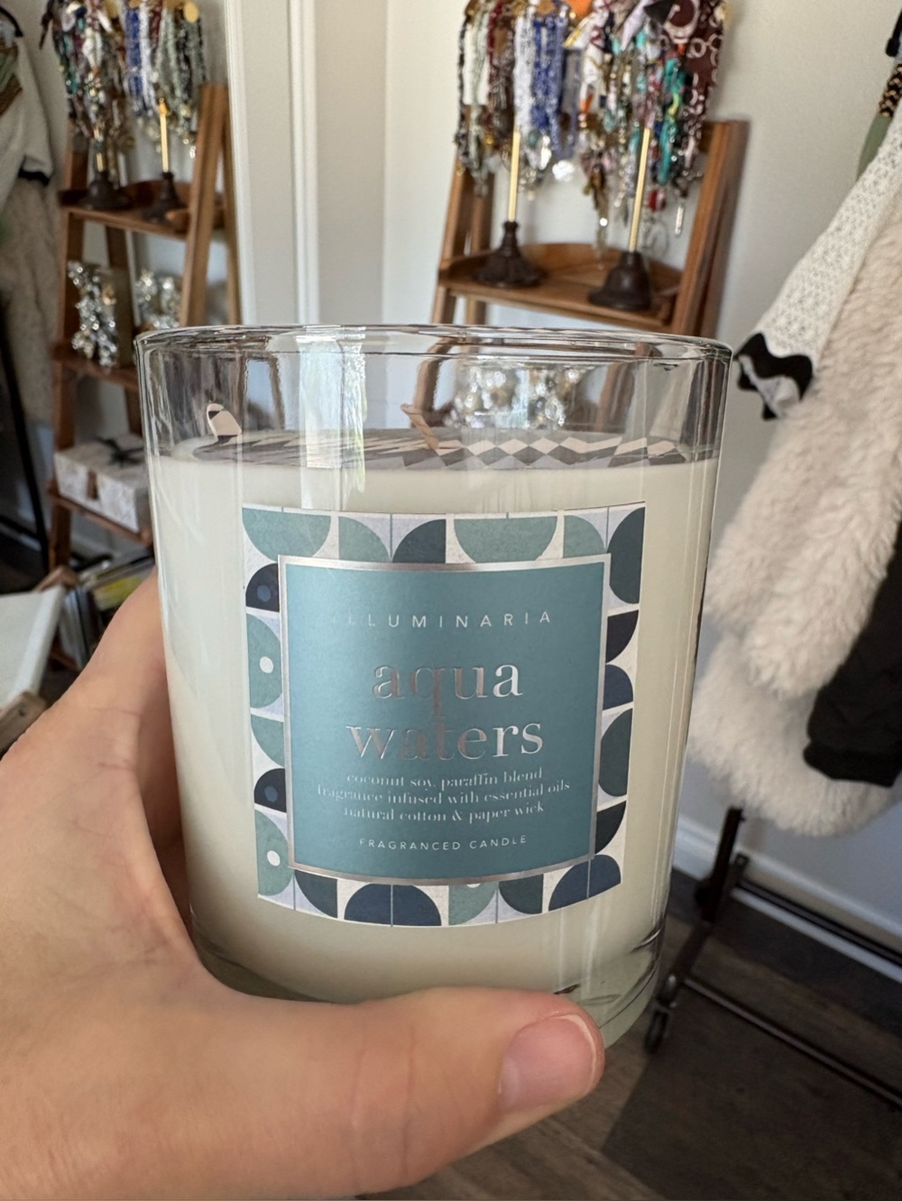 Aqua waters essential oil candle by Zodax